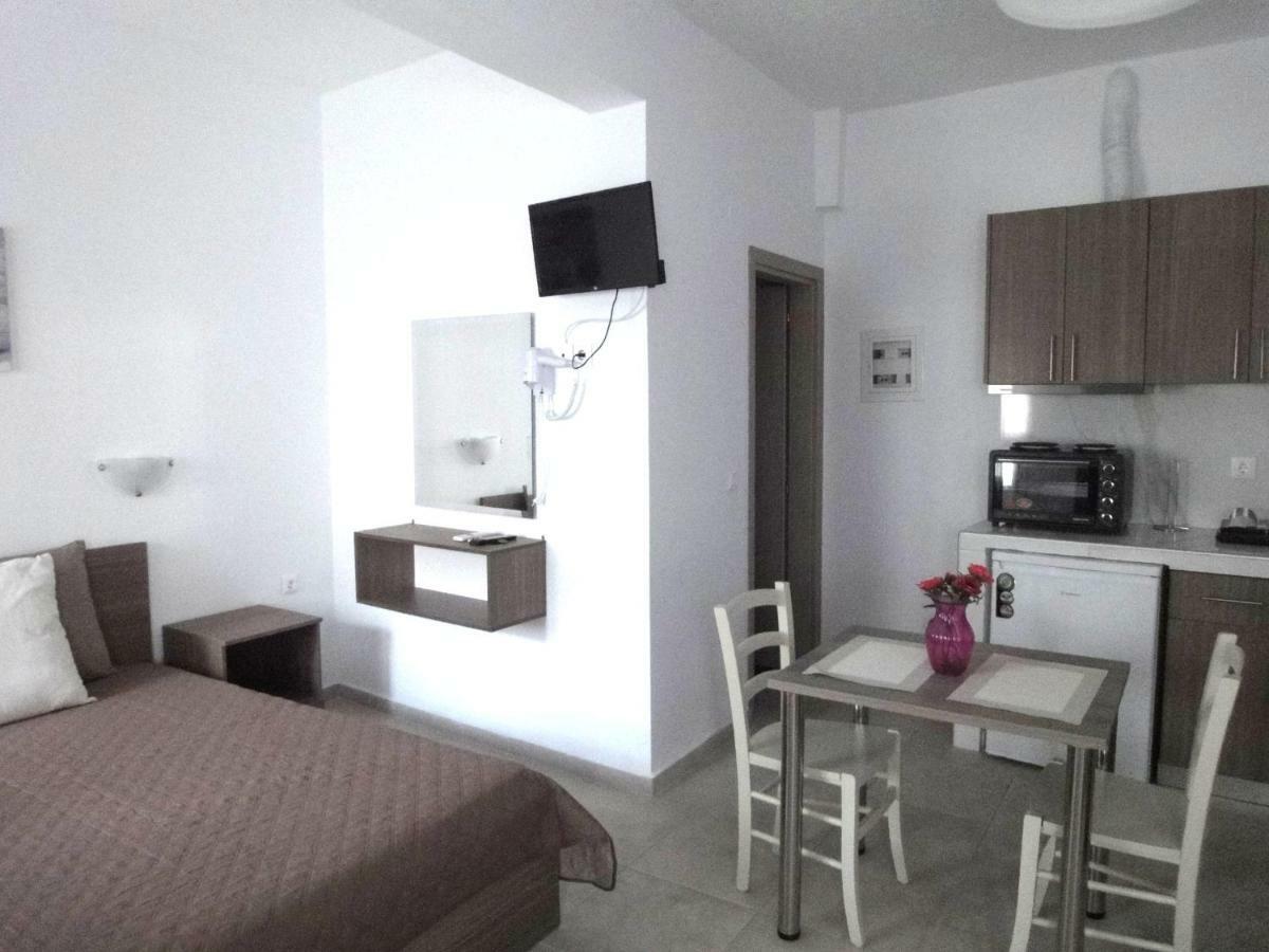 Nikogroup Mona Lisa Apartment Polychrono Luaran gambar